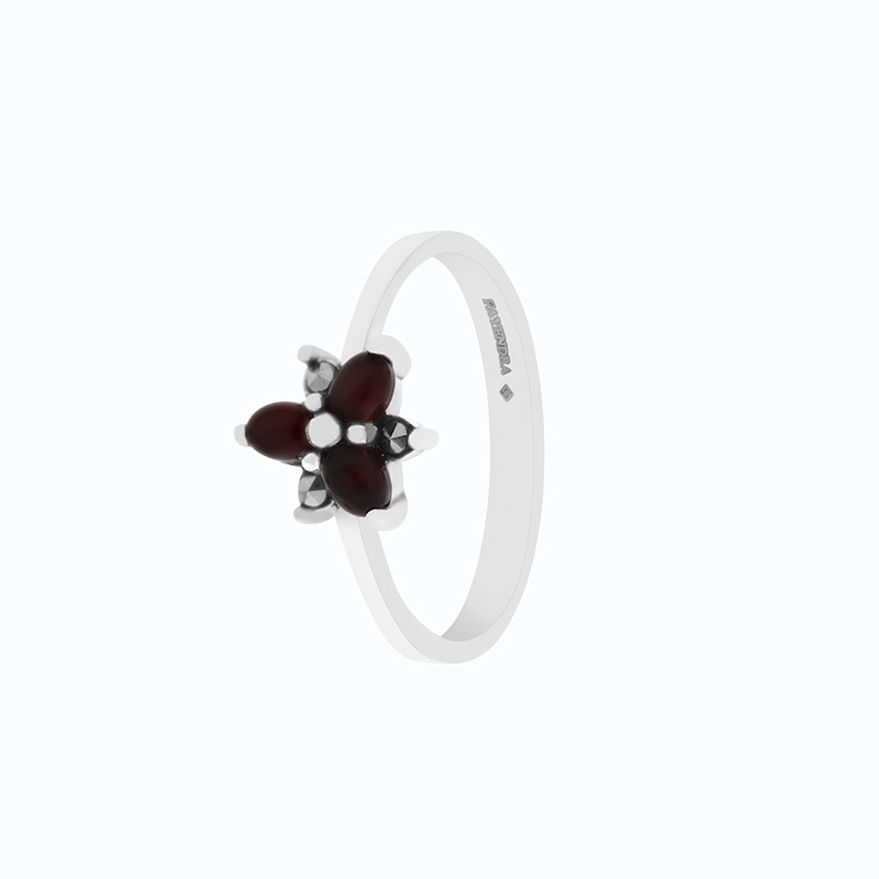 Sterling Silver 925 Ring Embedded With Natural Aqiq And Marcasite Stones